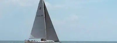 boat image 0