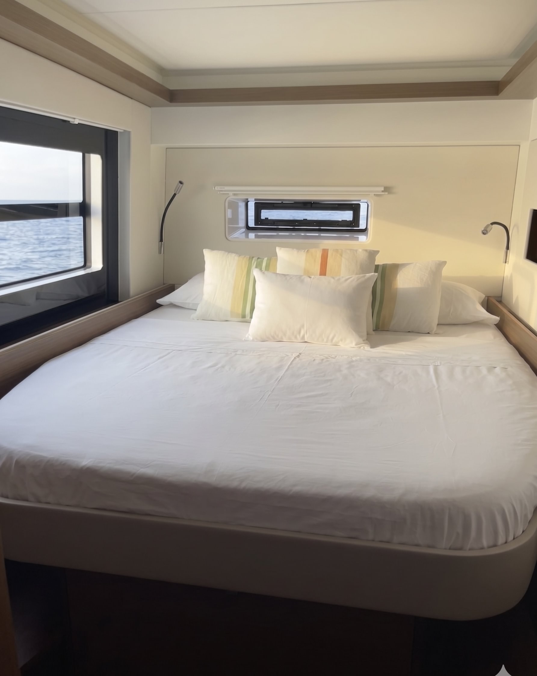 boat image 1
