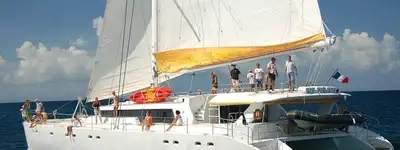 boat image 1