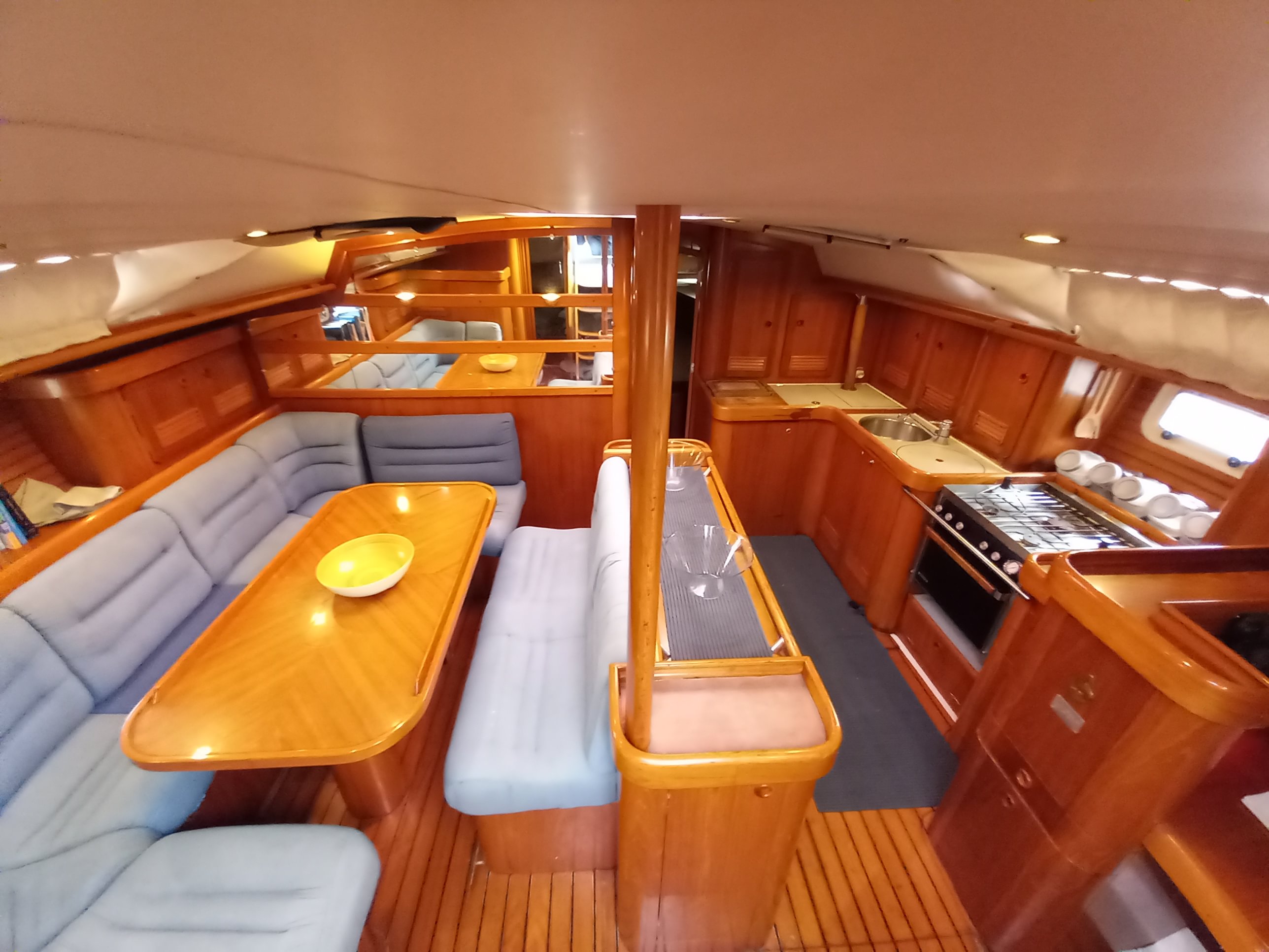 boat image 1