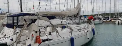 boat image 0