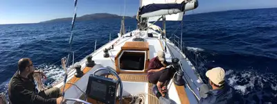 boat image 1