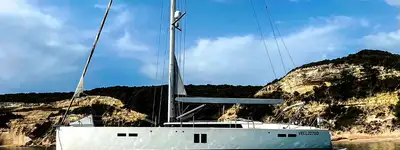 boat image 0