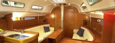 boat image 1