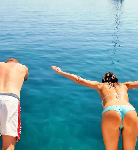 header cover