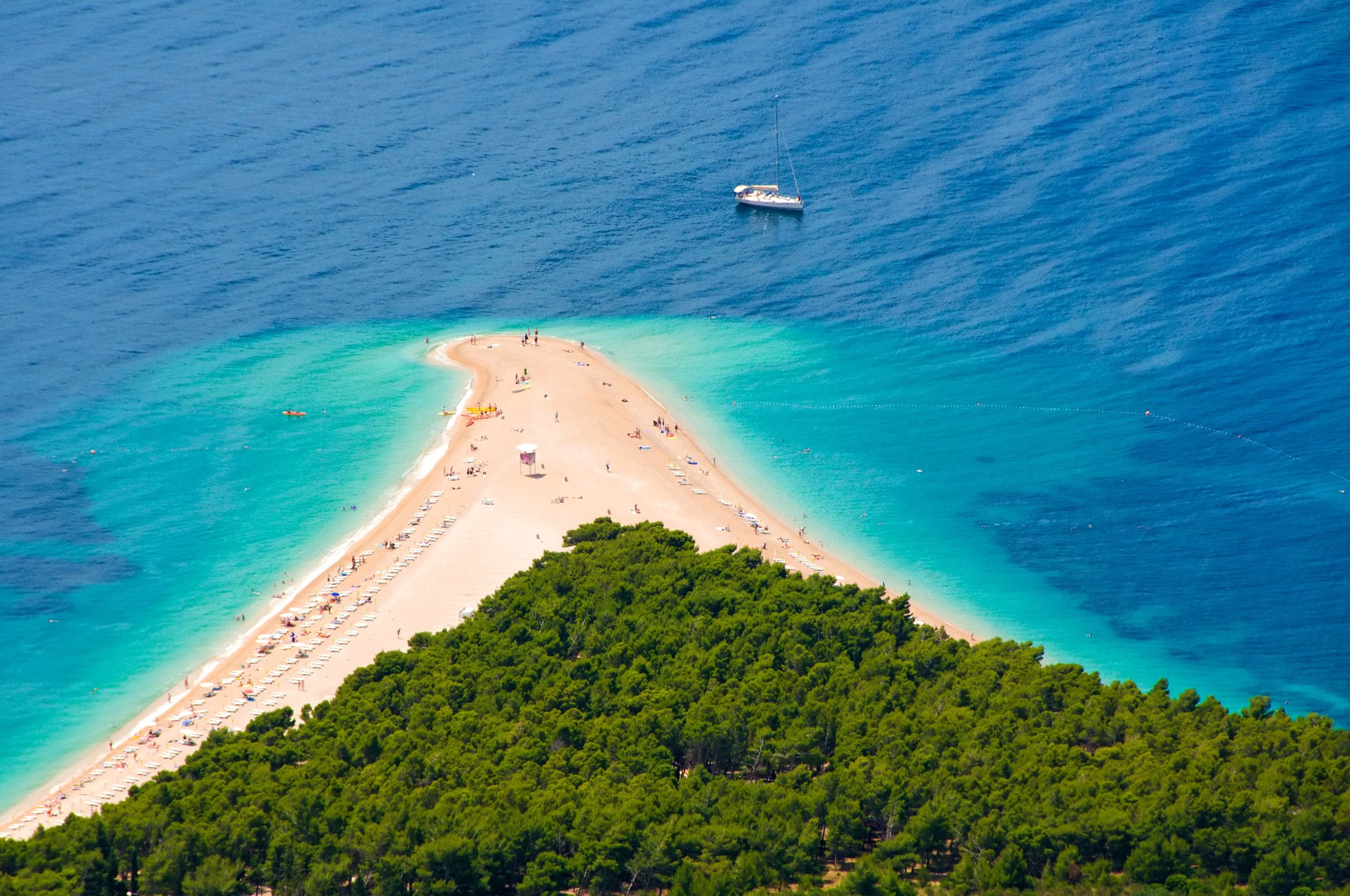 Insel Brač mit dem berühmtesten Strand Kroatiens: Zlatni Rat
