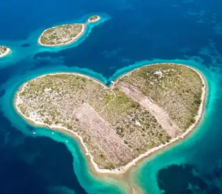 The most beautiful islands to explore by sailboat