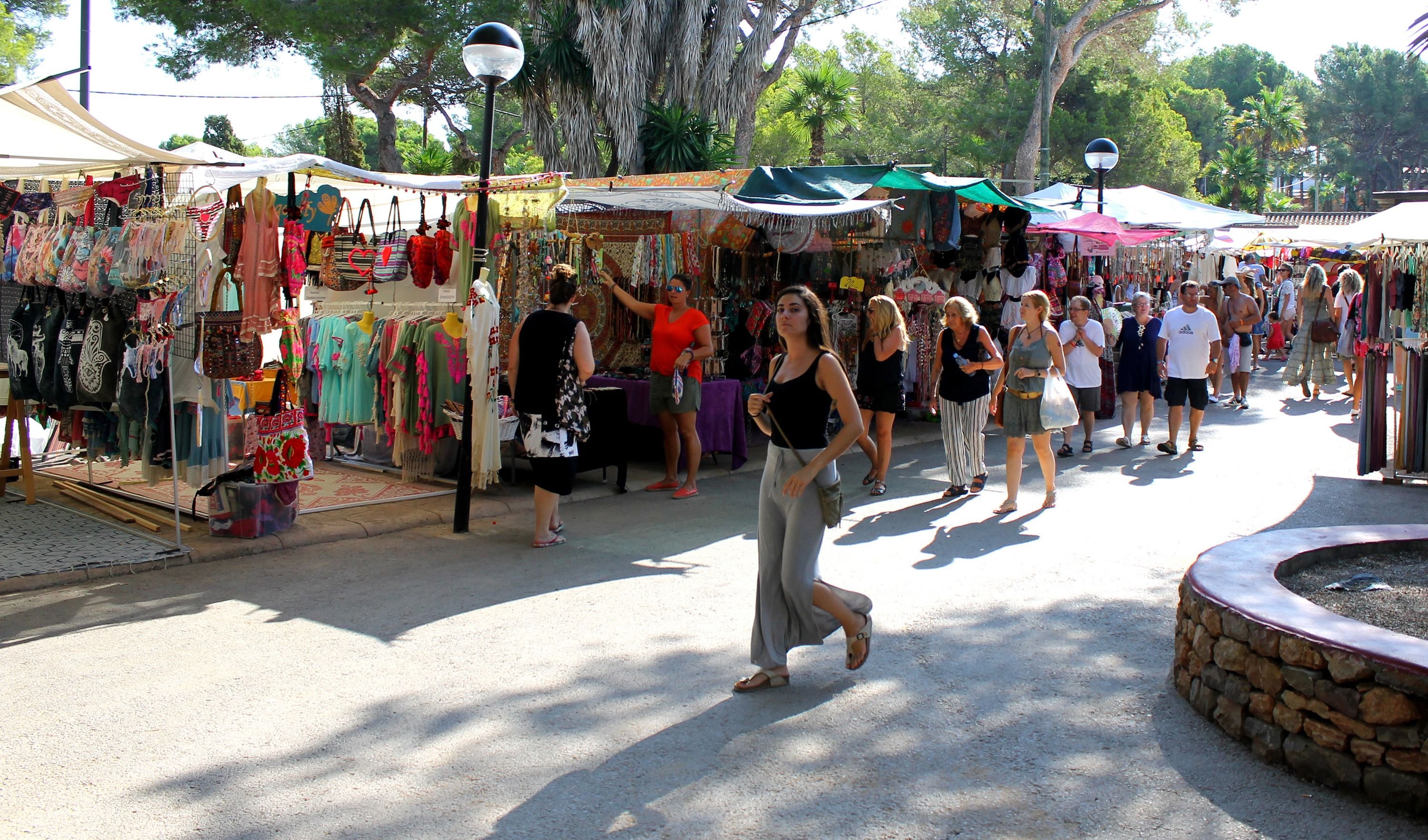 A trip back in time with hippy markets