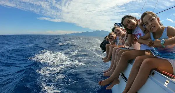 The choice of boat: sailboat or catamaran?