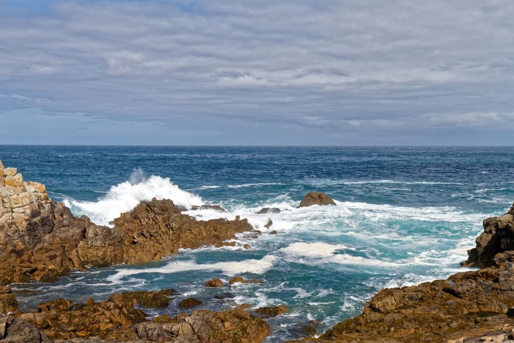 Exploration des Îles du Ponant : un voyage entre histoire et nature