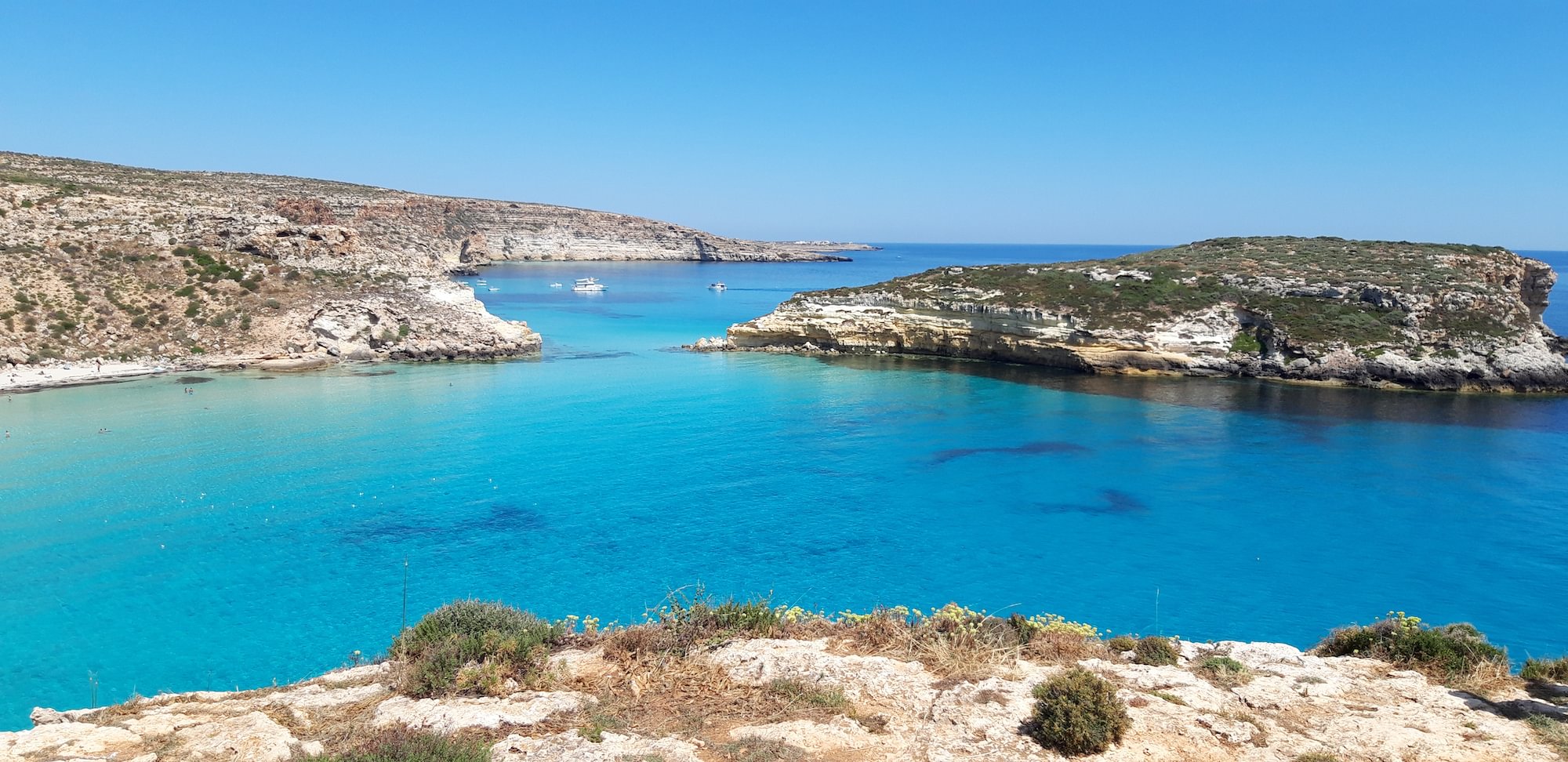 Holidays and cruises by sailboat and catamaran in Pantelleria and Lampedusa